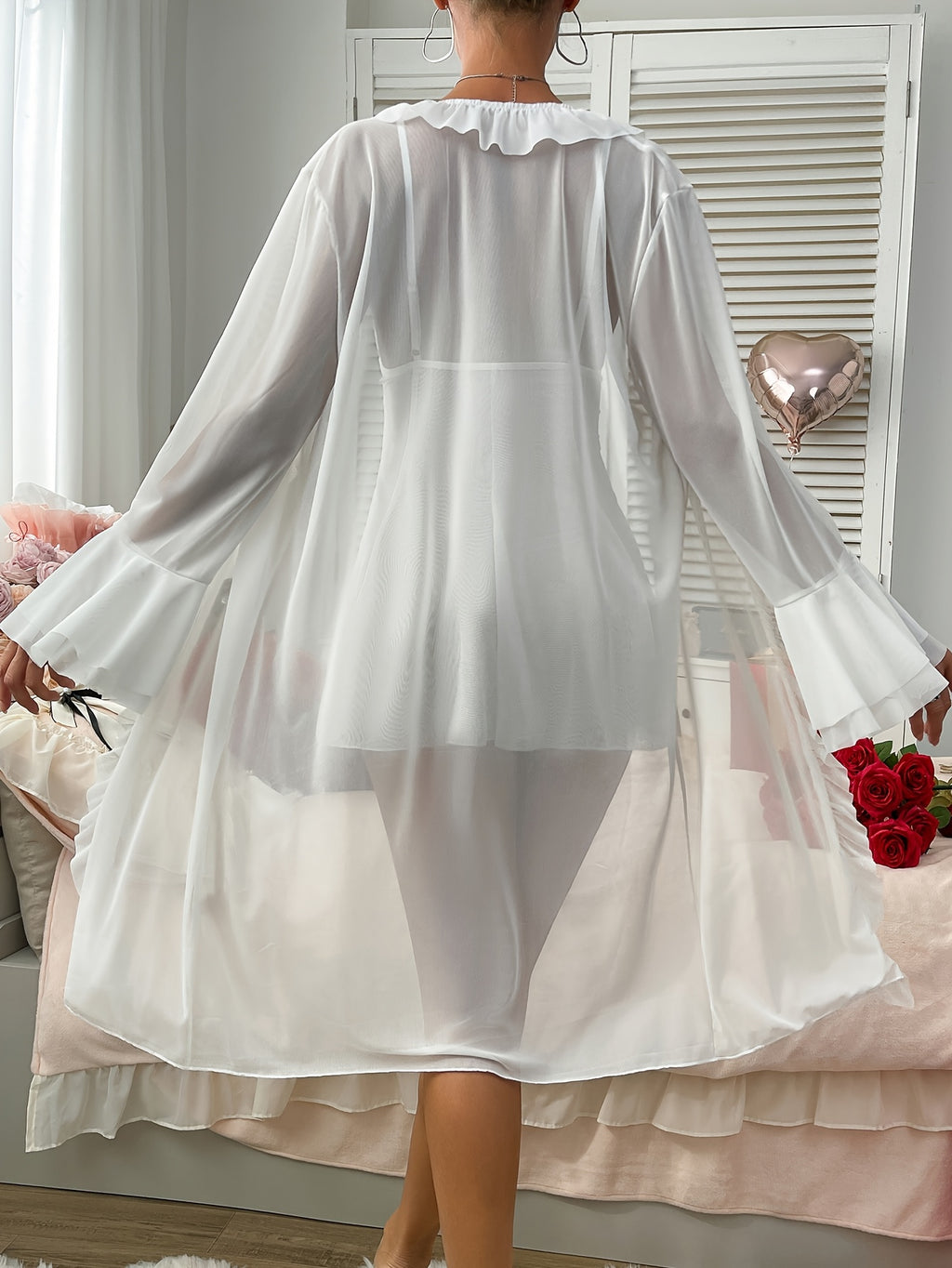 “Marcelline” Bell-Sleeve Lace Robe Set