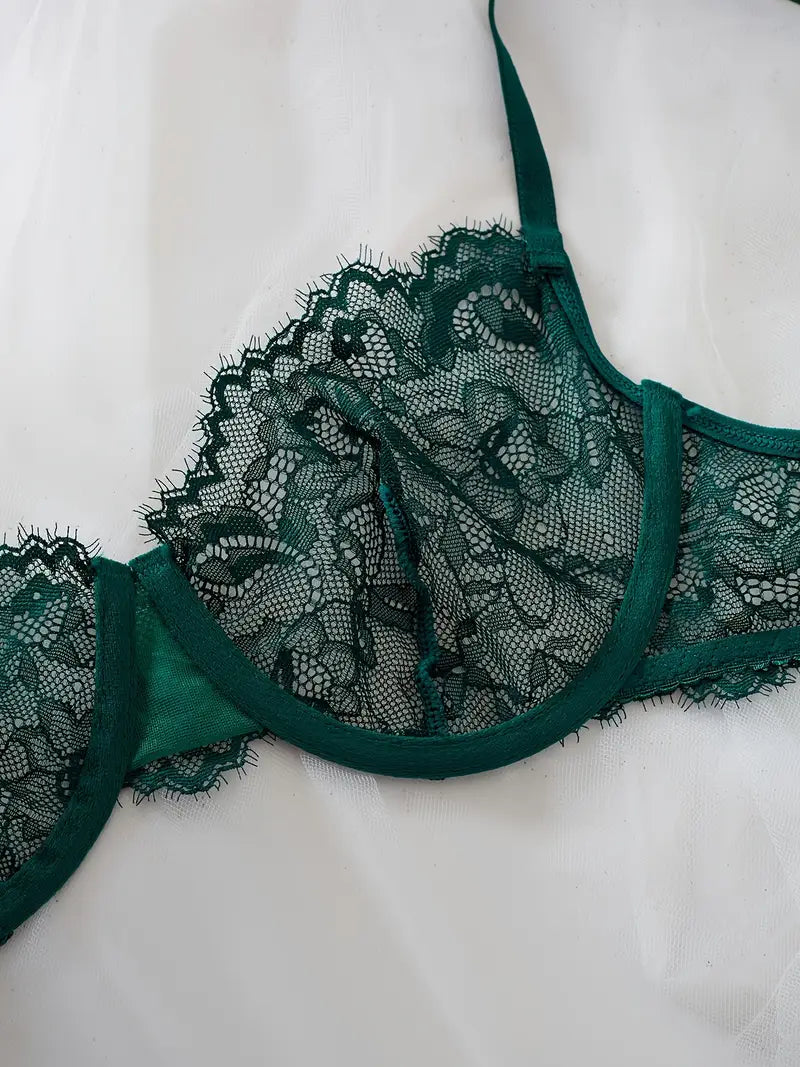 Emerald Lace Intimate Set – Bra & Thong
