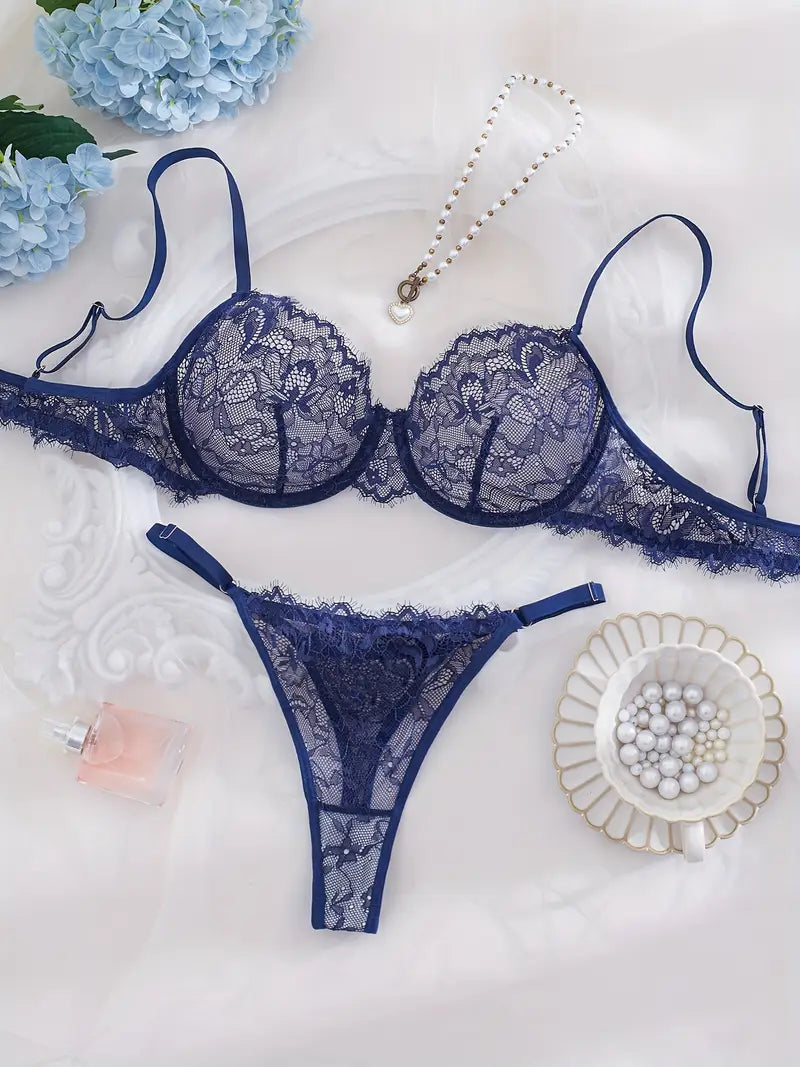Emerald Lace Intimate Set – Bra & Thong
